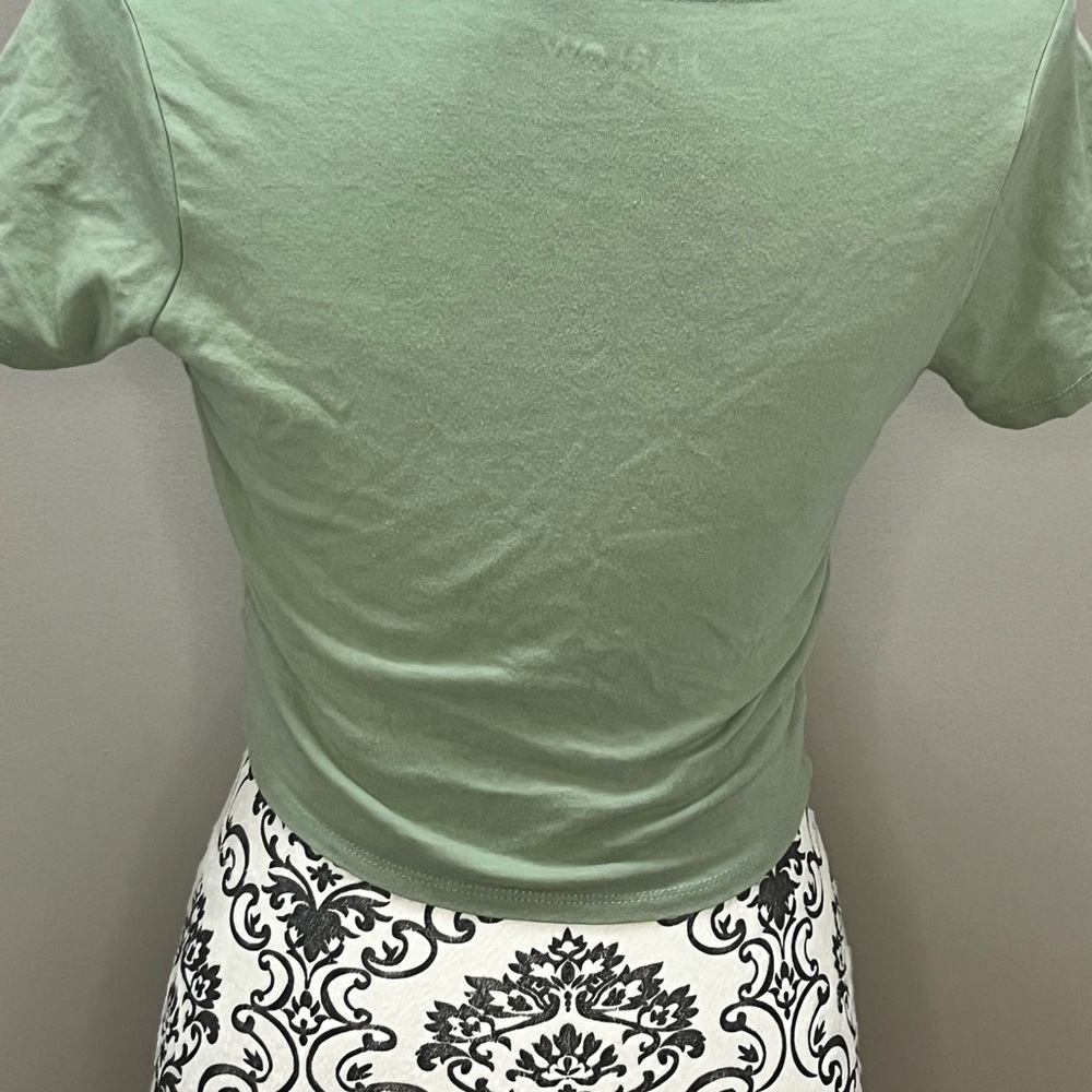 HARLOW Sage Green Crop Wrap Tee – Size L - Picture 3 of 3
